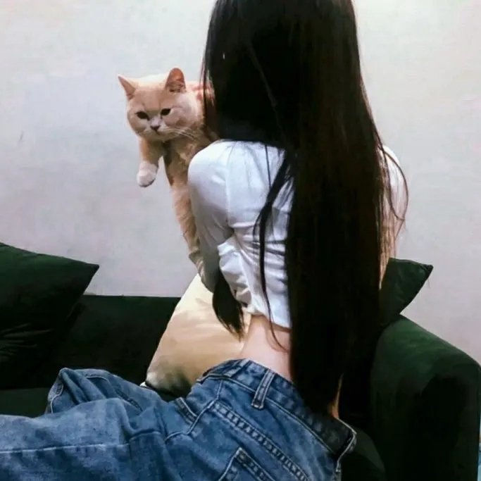 三月女郎